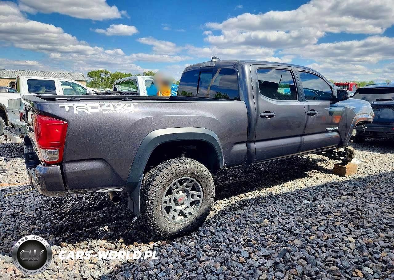 2017 Toyota Tacoma Trd Off-Road VIN:3TMDZ5BN7HM027122 - 3