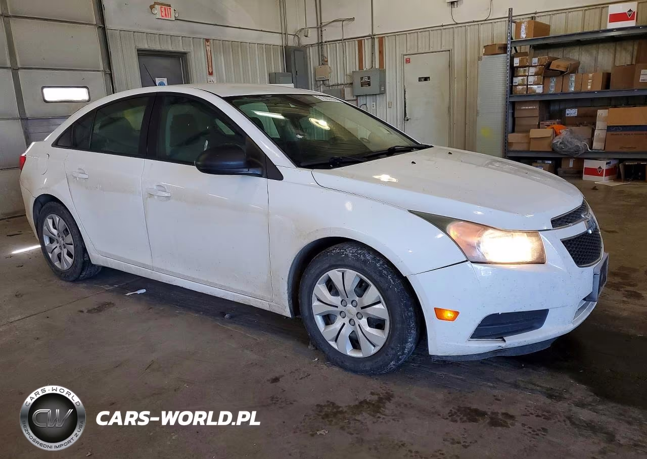 2013 Chevrolet Cruze 1Ls VIN:1G1PA5SH1D7164777 - 4