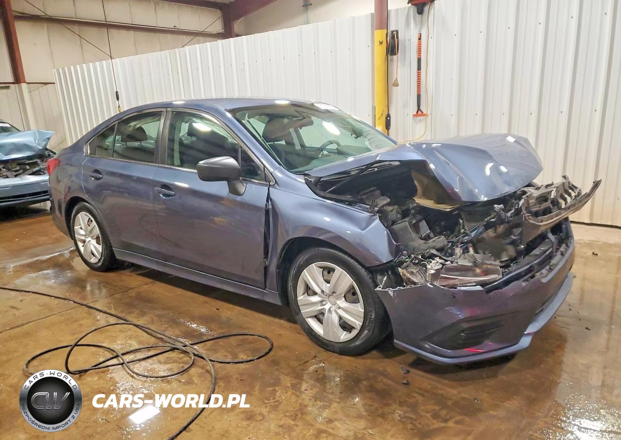 2018 Subaru Legacy 2.5I VIN:4S3BNAA63J3045405 - 4