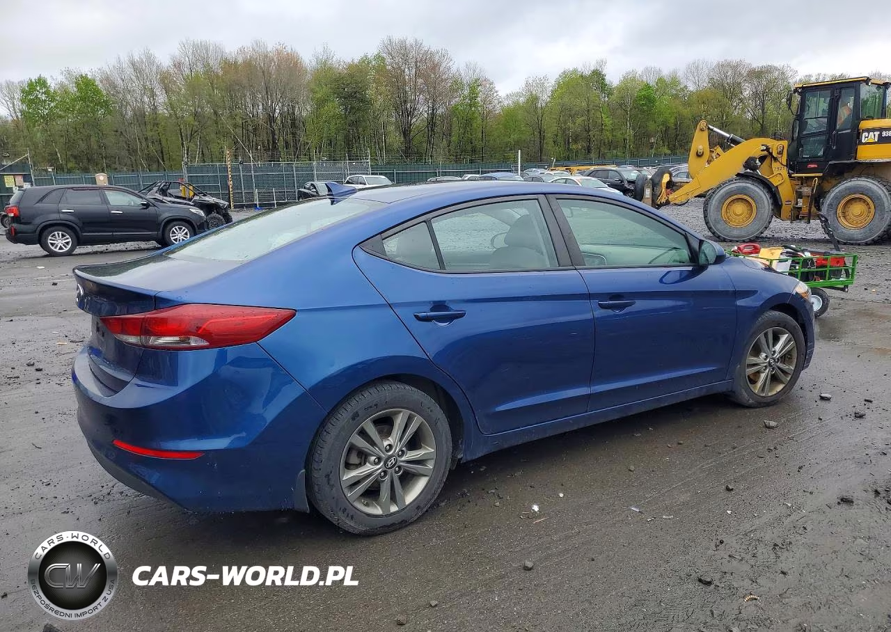 2018 Hyundai Elantra Sel VIN:5NPD84LF8JH272690 - 3