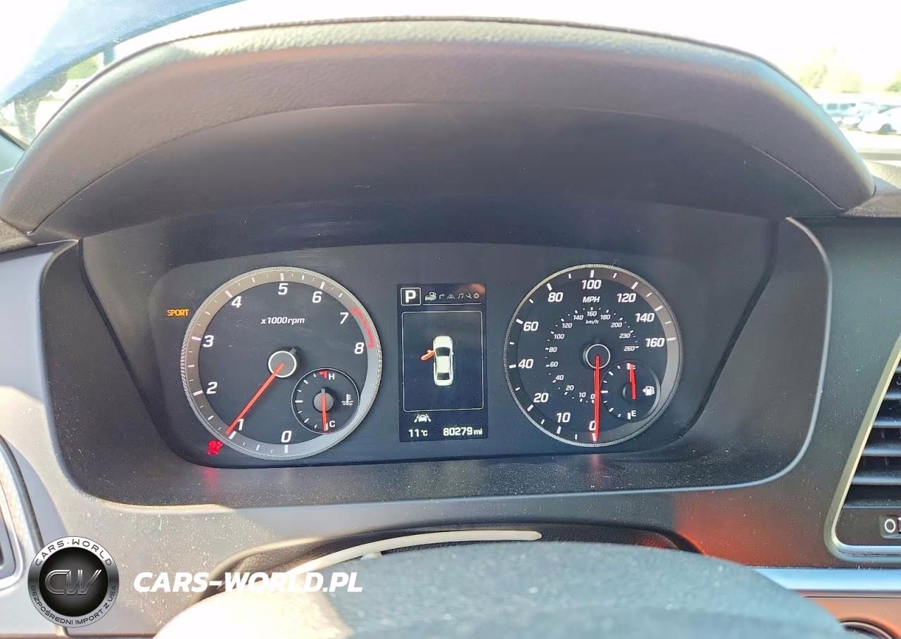 2015 Hyundai Sonata Sport VIN:5NPE34AB0FH073031 - 9