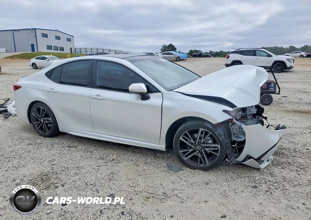 2025 Toyota Camry Xse VIN:4T1DAACK4SU163324 - 4