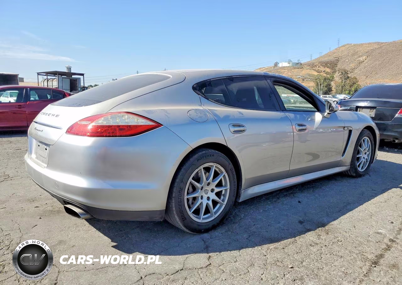 2012 Porsche Panamera 2 VIN:WP0AA2A75CL012012 - 3
