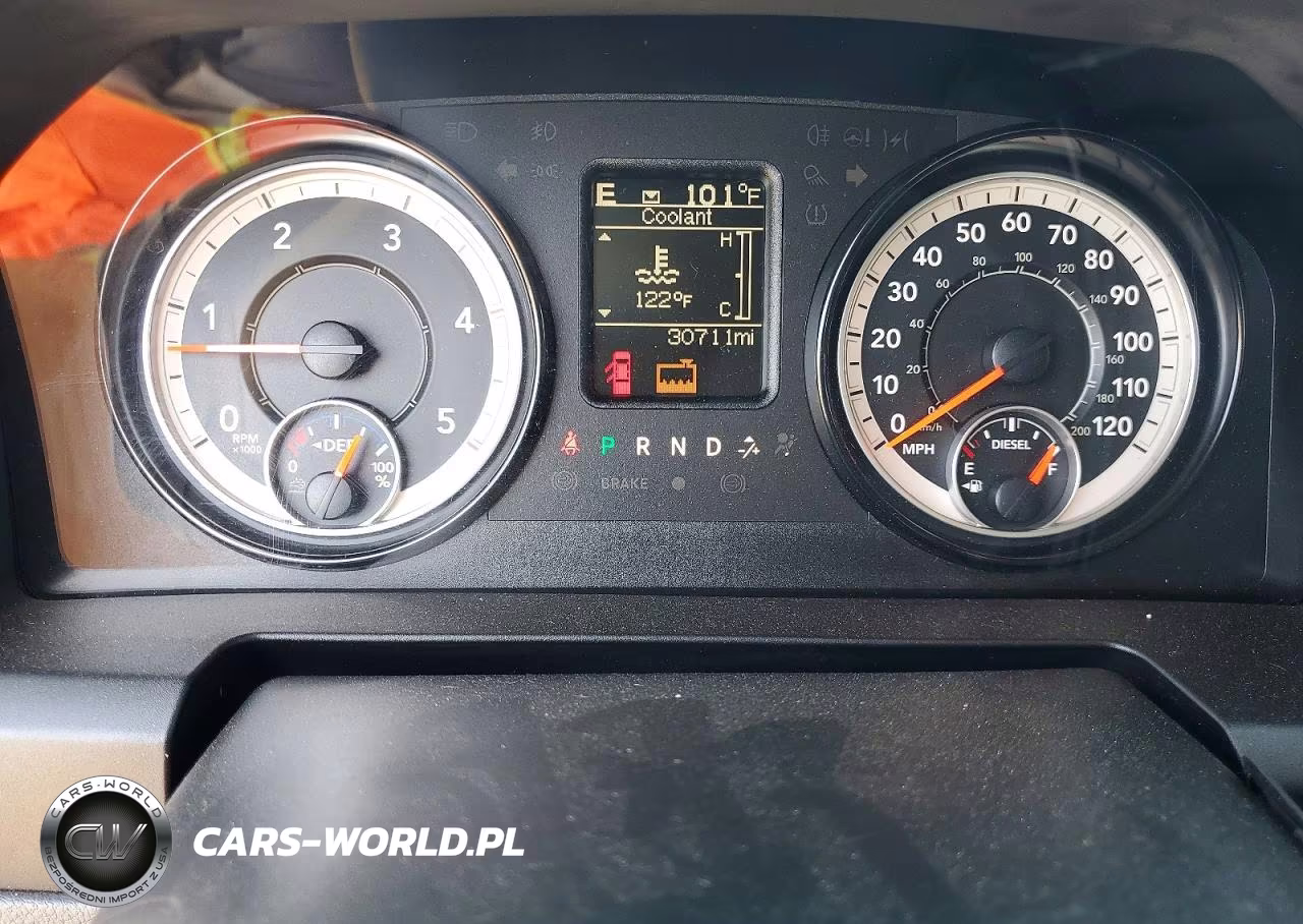 2018 Ram 3500 St VIN:3C63R3GL1JG146982 - 9