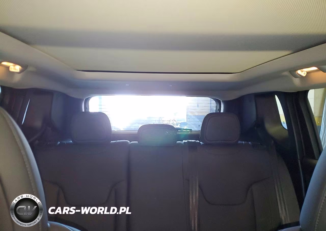 2023 Jeep Renegade Trailhawk VIN:ZACNJDC16PPP30138 - 10