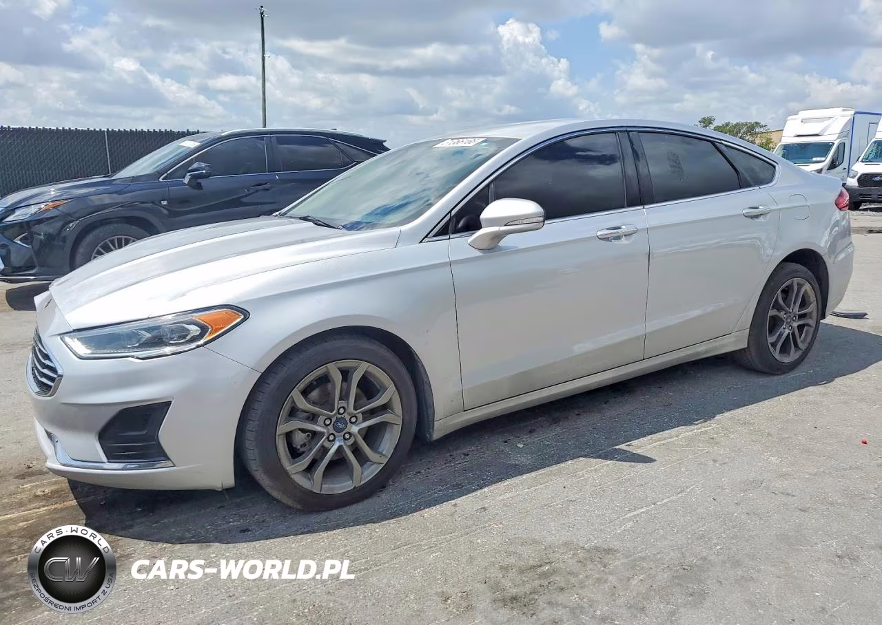 2019 Ford Fusion Sel