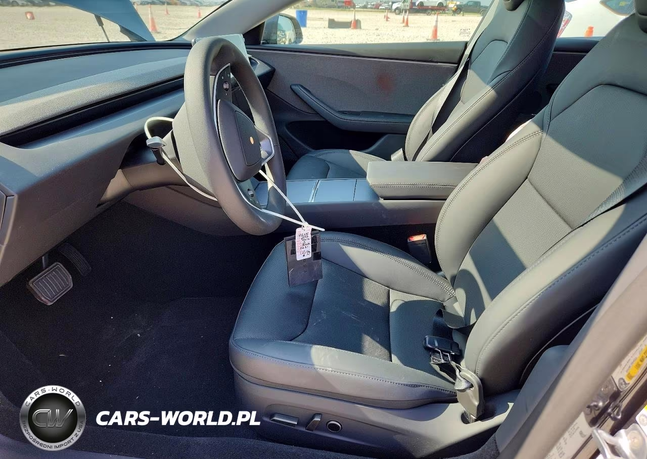2026 Tesla Model 3 VIN:5YJ3E1EAXTF155621 - 7