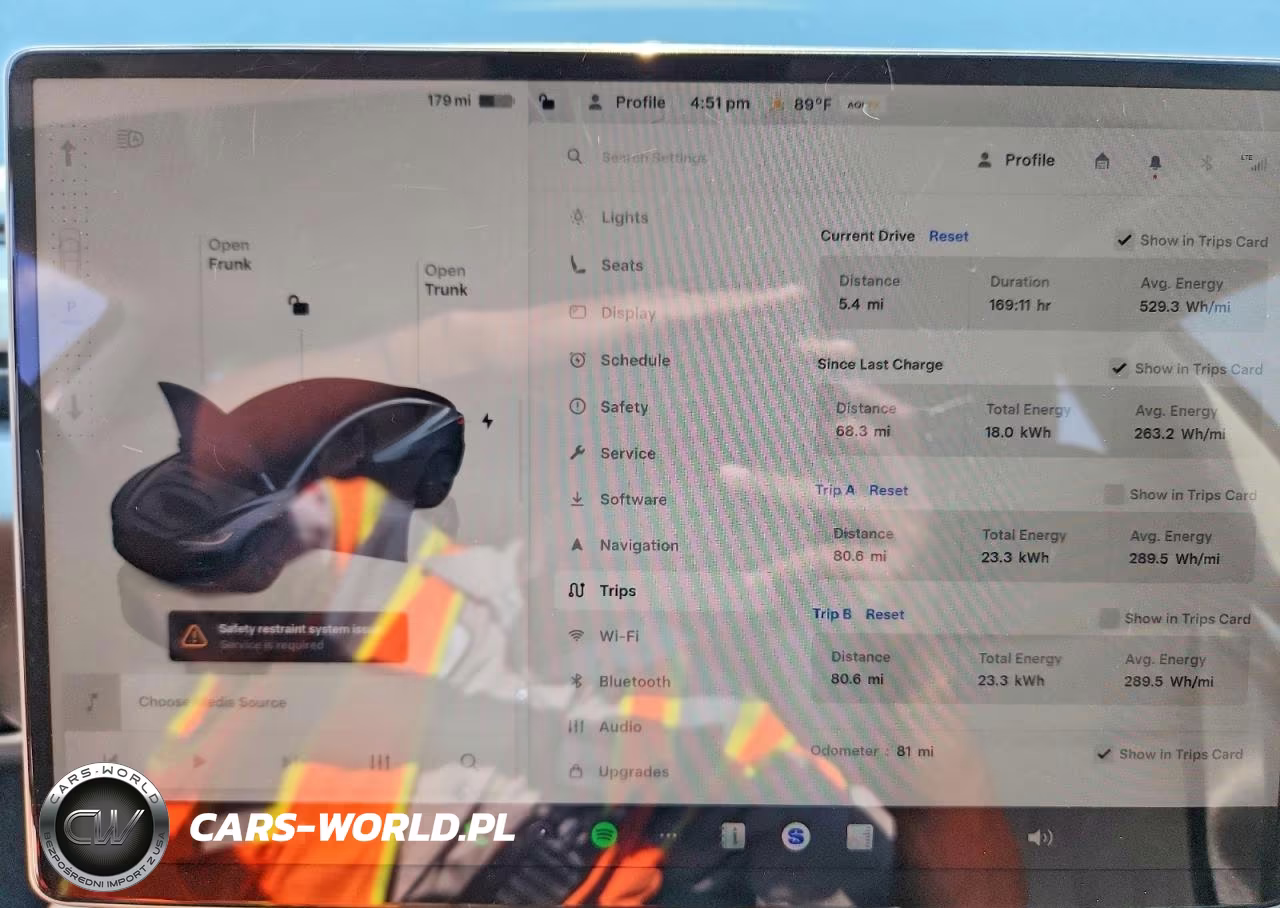 2026 Tesla Model 3 VIN:5YJ3E1EAXTF155621 - 9