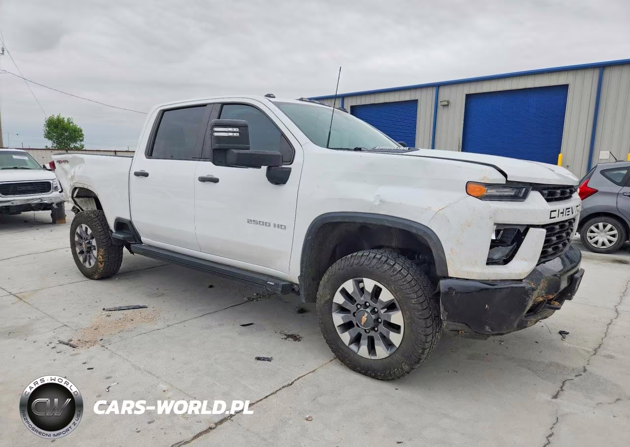 2021 Chevrolet Silverado K2500 Custom VIN:1GC4YMEY5MF287144 - 4