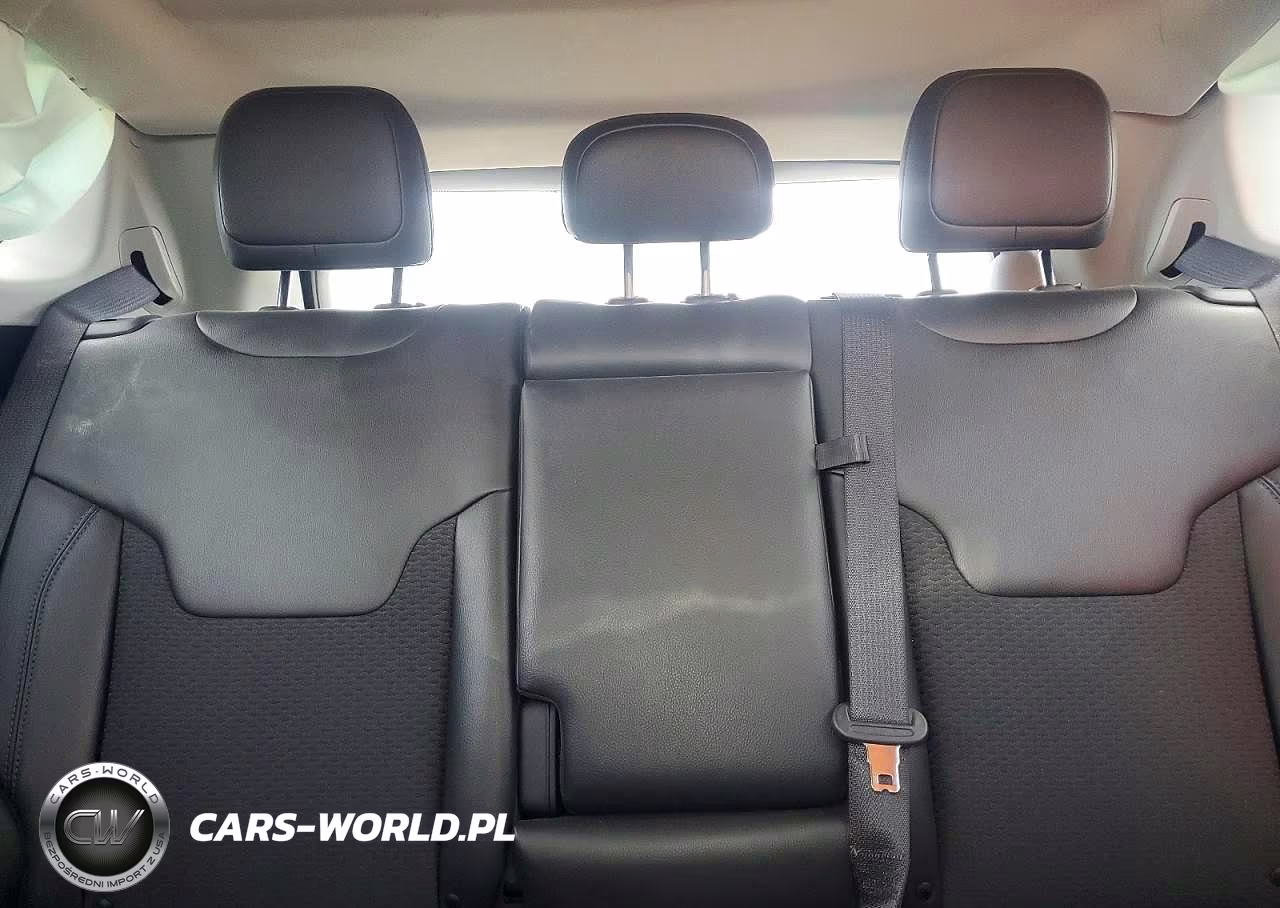 2022 Jeep Compass Latitude VIN:3C4NJCBB5NT198572 - 10