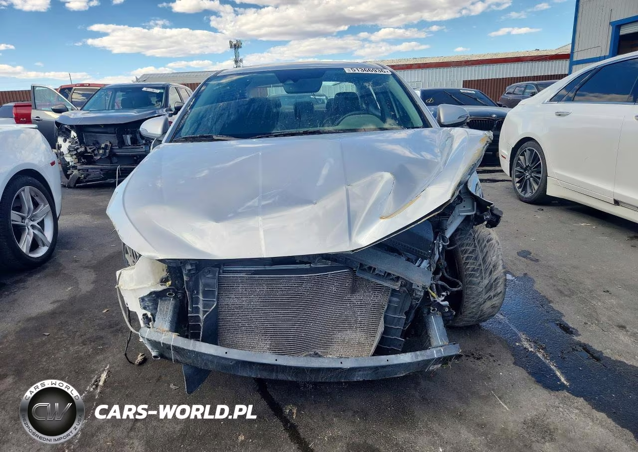 2020 Hyundai Elantra Limited VIN:KMHD84LF9LU929548 - 5