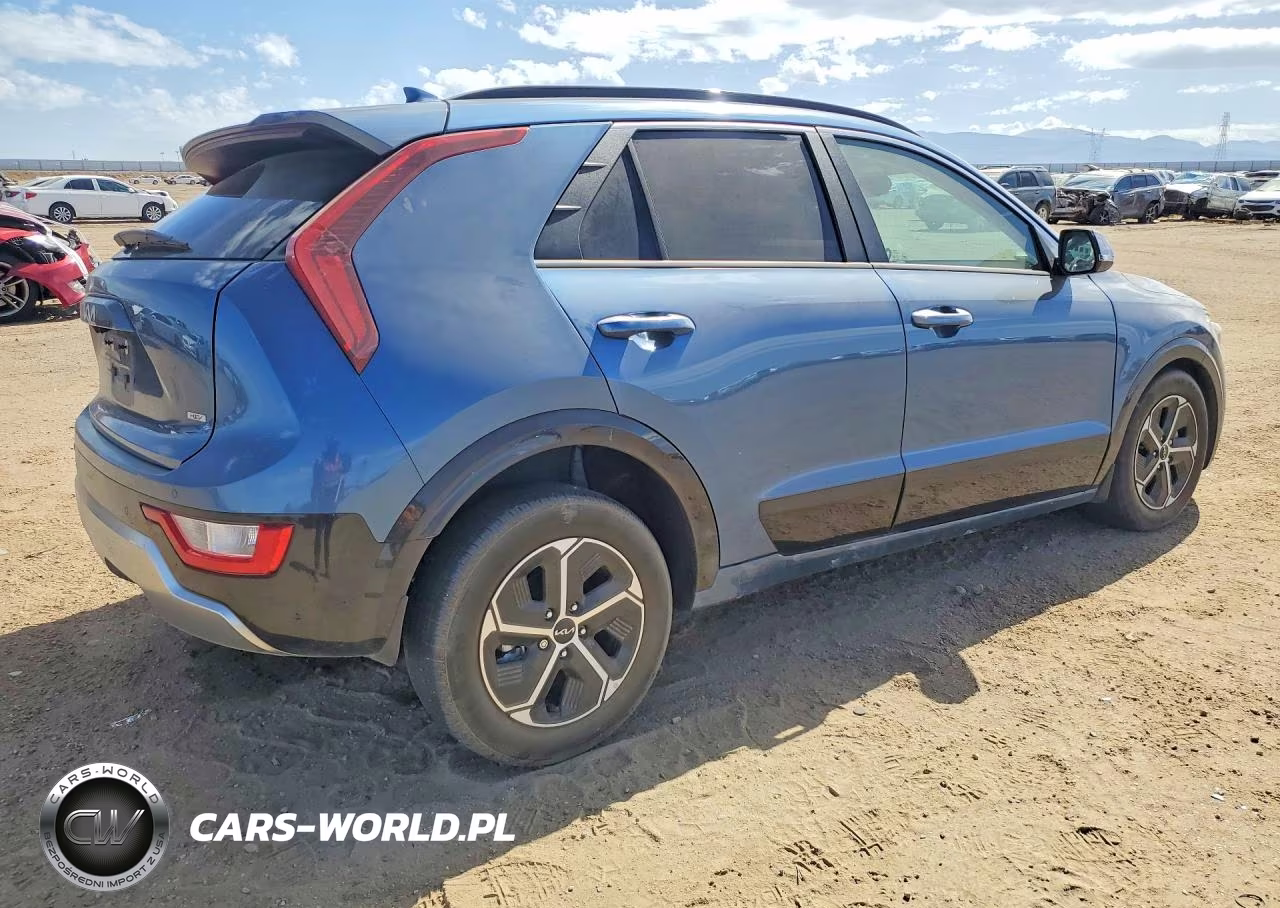 2025 Kia Niro Sx VIN:KNDCT3LEXS5217512 - 3