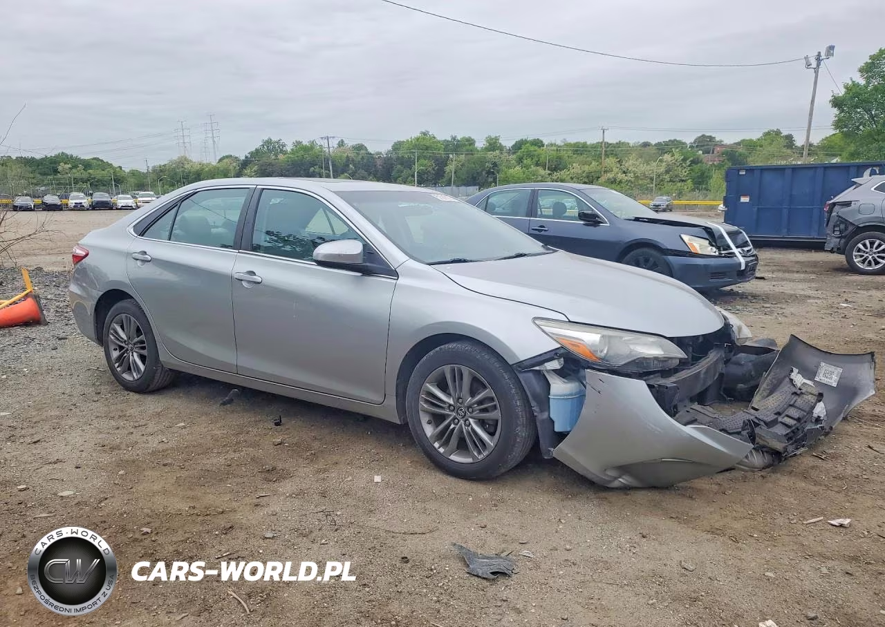 2016 Toyota Camry Se VIN:4T1BF1FK2GU265183 - 4