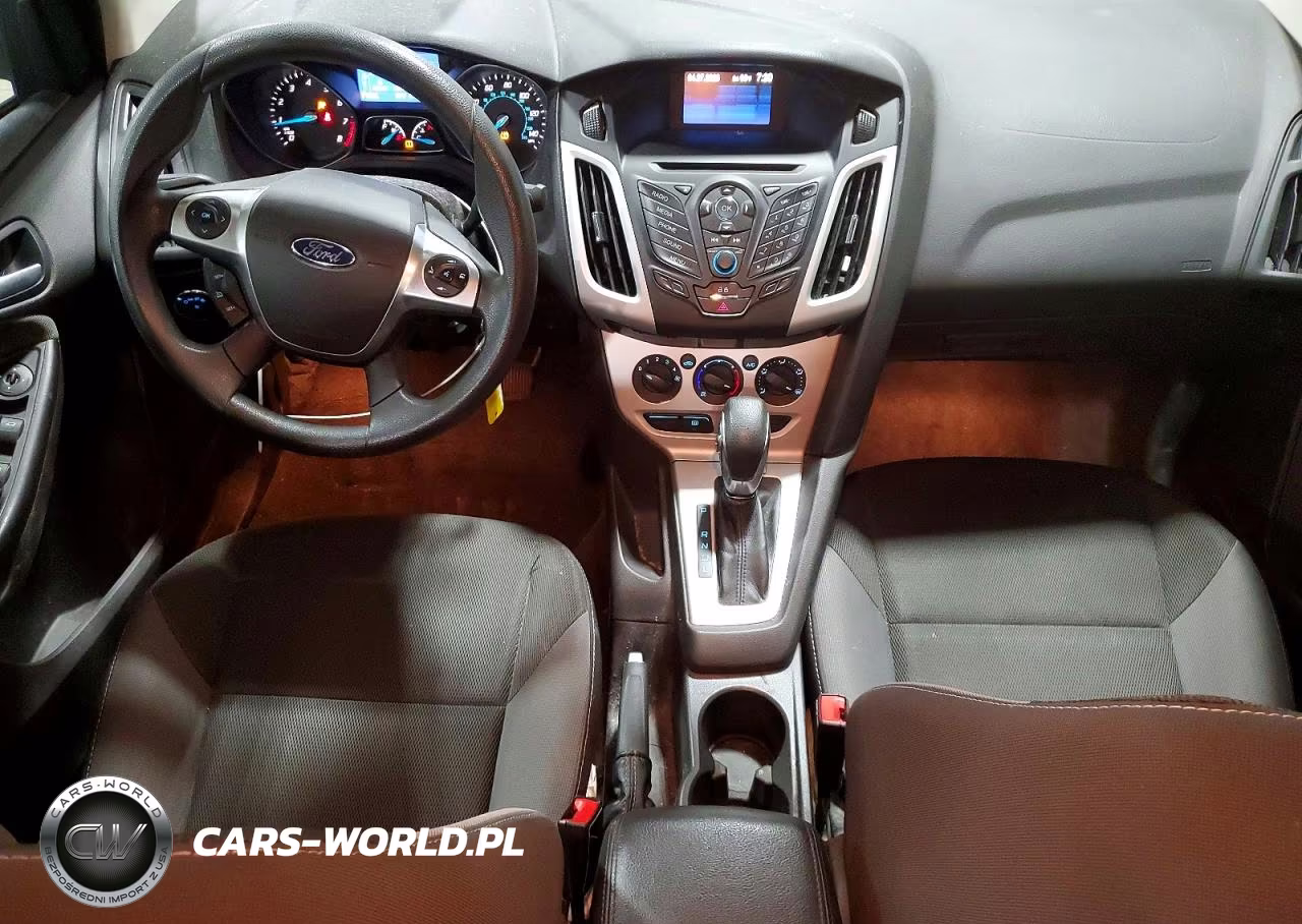2014 Ford Focus Se VIN:1FADP3F24EL112562 - 8