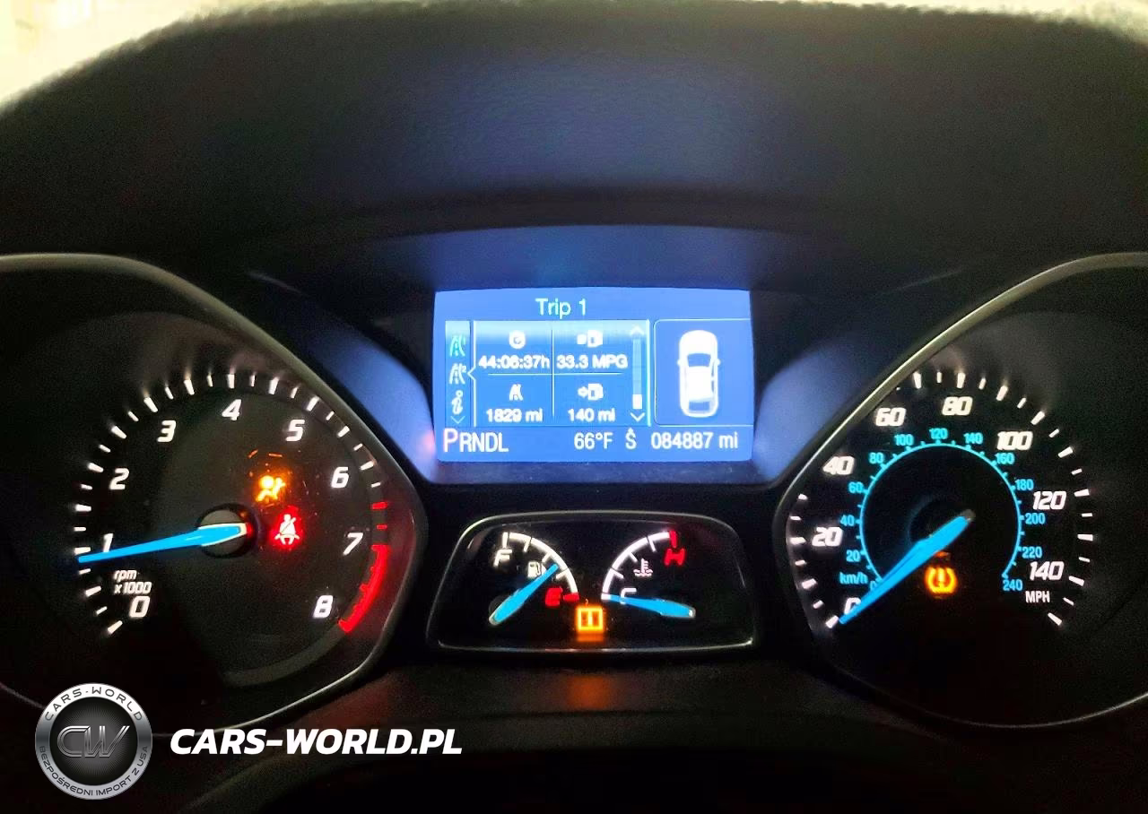 2014 Ford Focus Se VIN:1FADP3F24EL112562 - 9