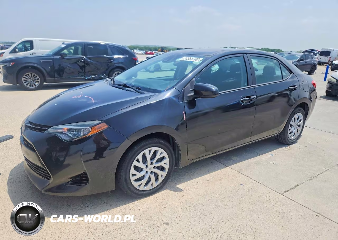 2018 Toyota Corolla Le – zdjęcie 1 z 12