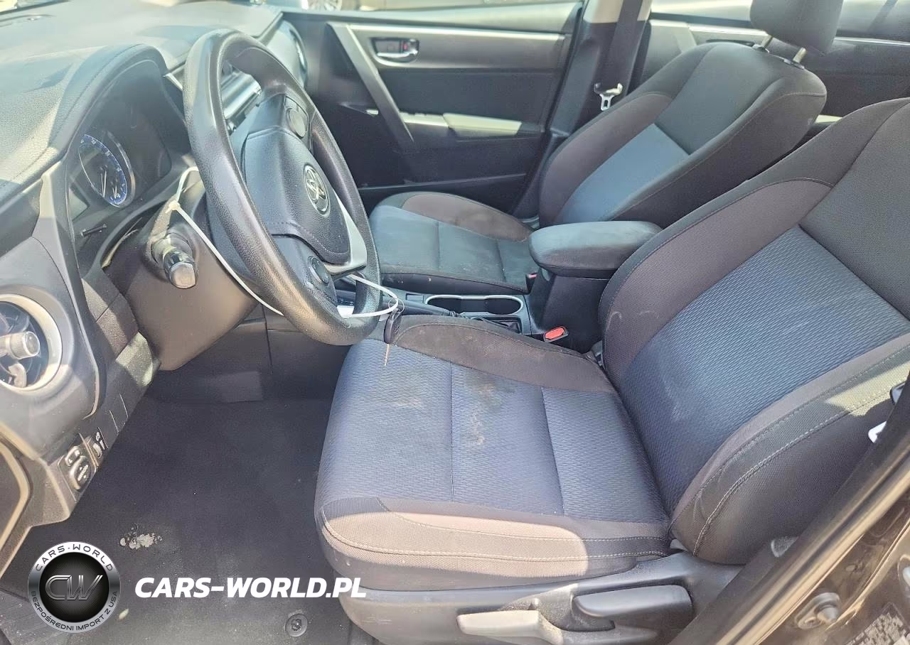 2018 Toyota Corolla Le VIN:2T1BURHE3JC032045 - 7