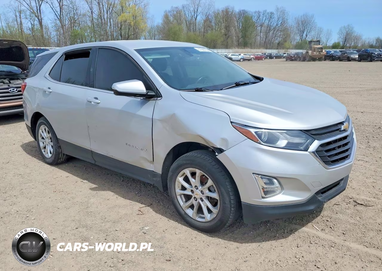 2018 Chevrolet Equinox Lt VIN:2GNAXSEV5J6330944 - 4
