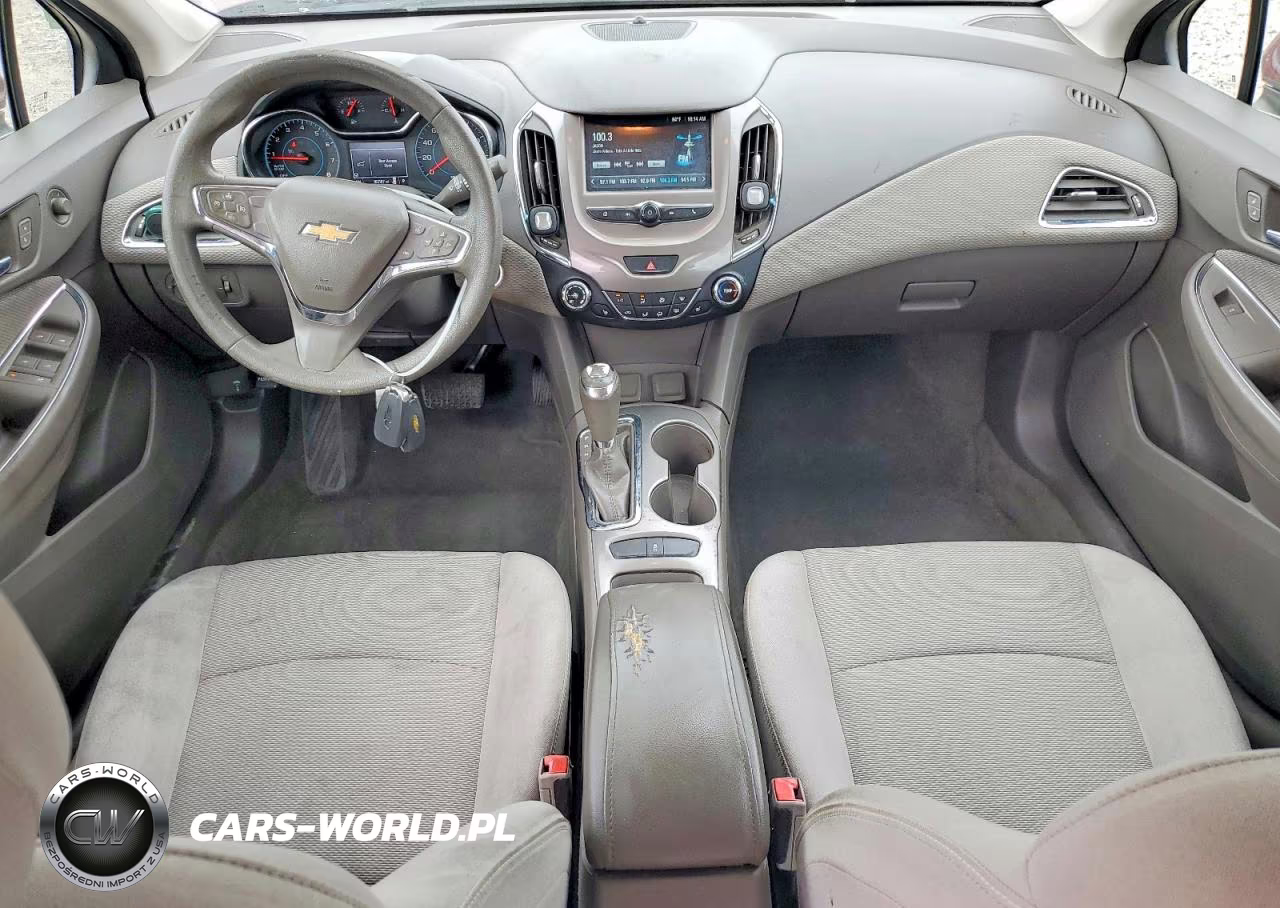2018 Chevrolet Cruze Lt VIN:3G1BE6SM8JS598581 - 8