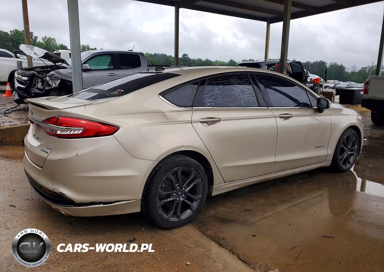 2018 Ford Fusion Se Hybrid VIN:3FA6P0LUXJR269652 - 3
