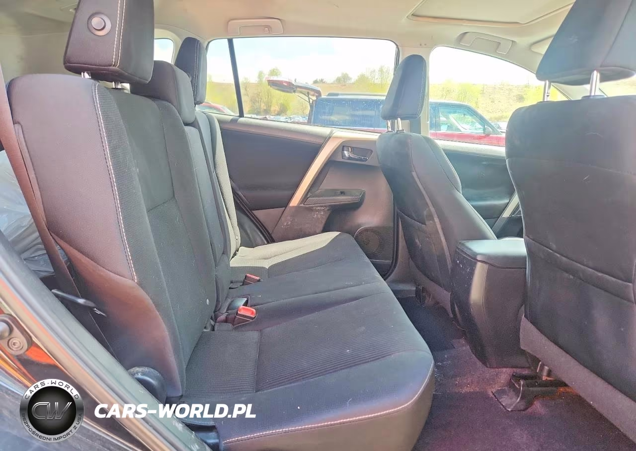 2015 Toyota Rav4 Xle VIN:2T3RFREVXFW379012 - 11