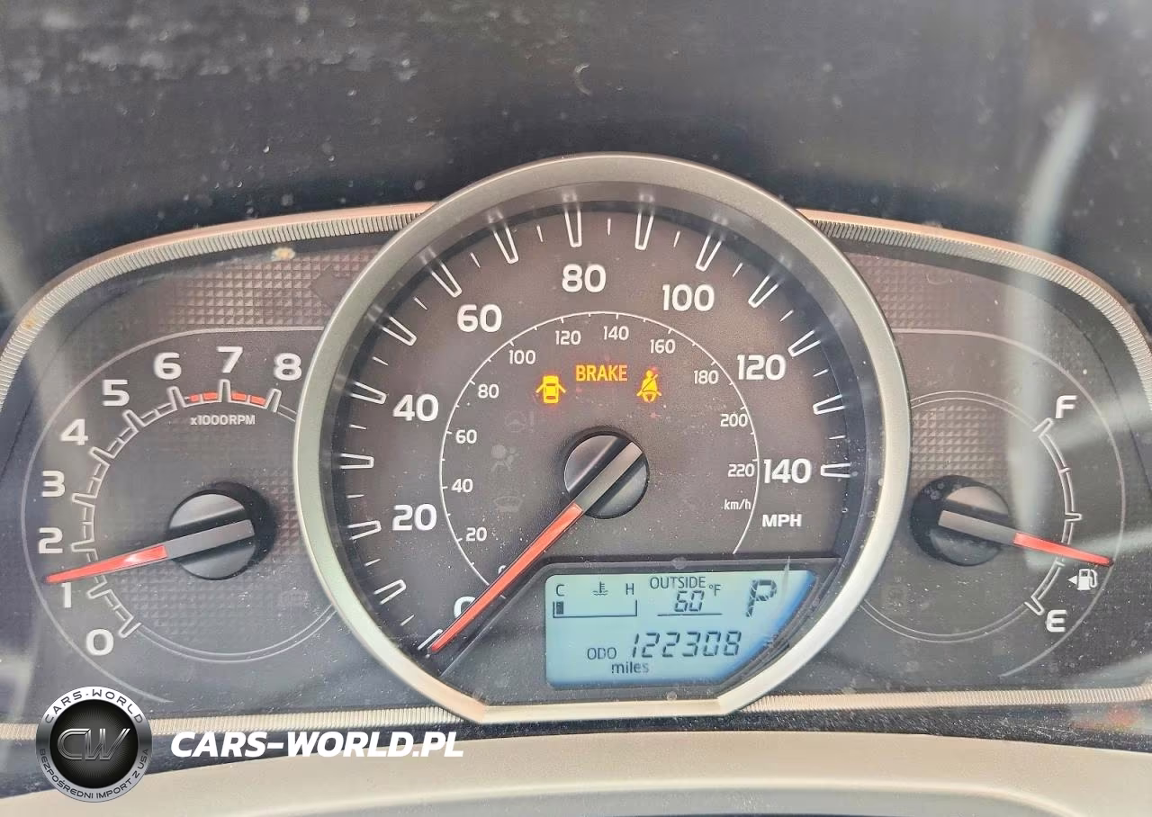 2015 Toyota Rav4 Xle VIN:2T3RFREVXFW379012 - 9