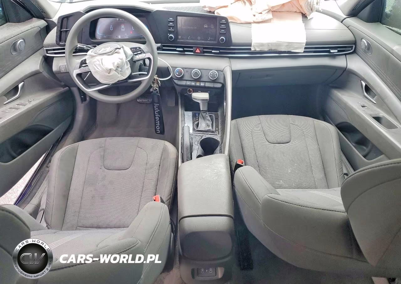2026 Hyundai Elantra Se VIN:KMHLL4DGXTU126779 - 8