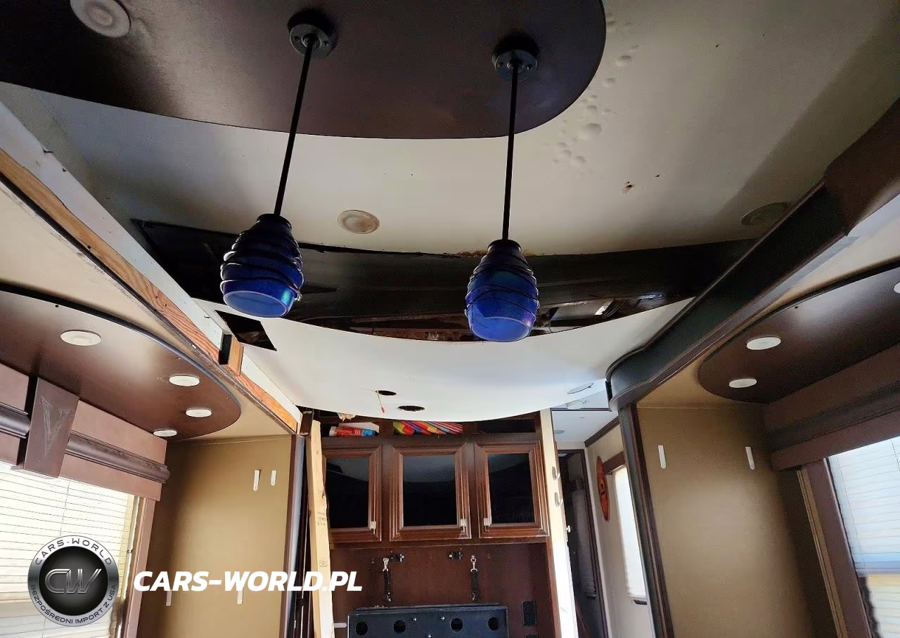 2014 Keystone Voltage Camper VIN:4YDF39738EZ990000 - 9