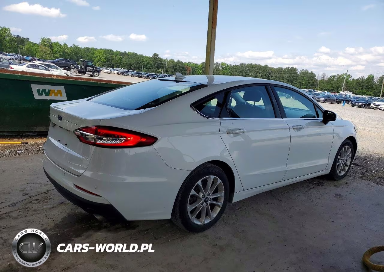 2019 Ford Fusion Se VIN:3FA6P0HD9KR107845 - 3