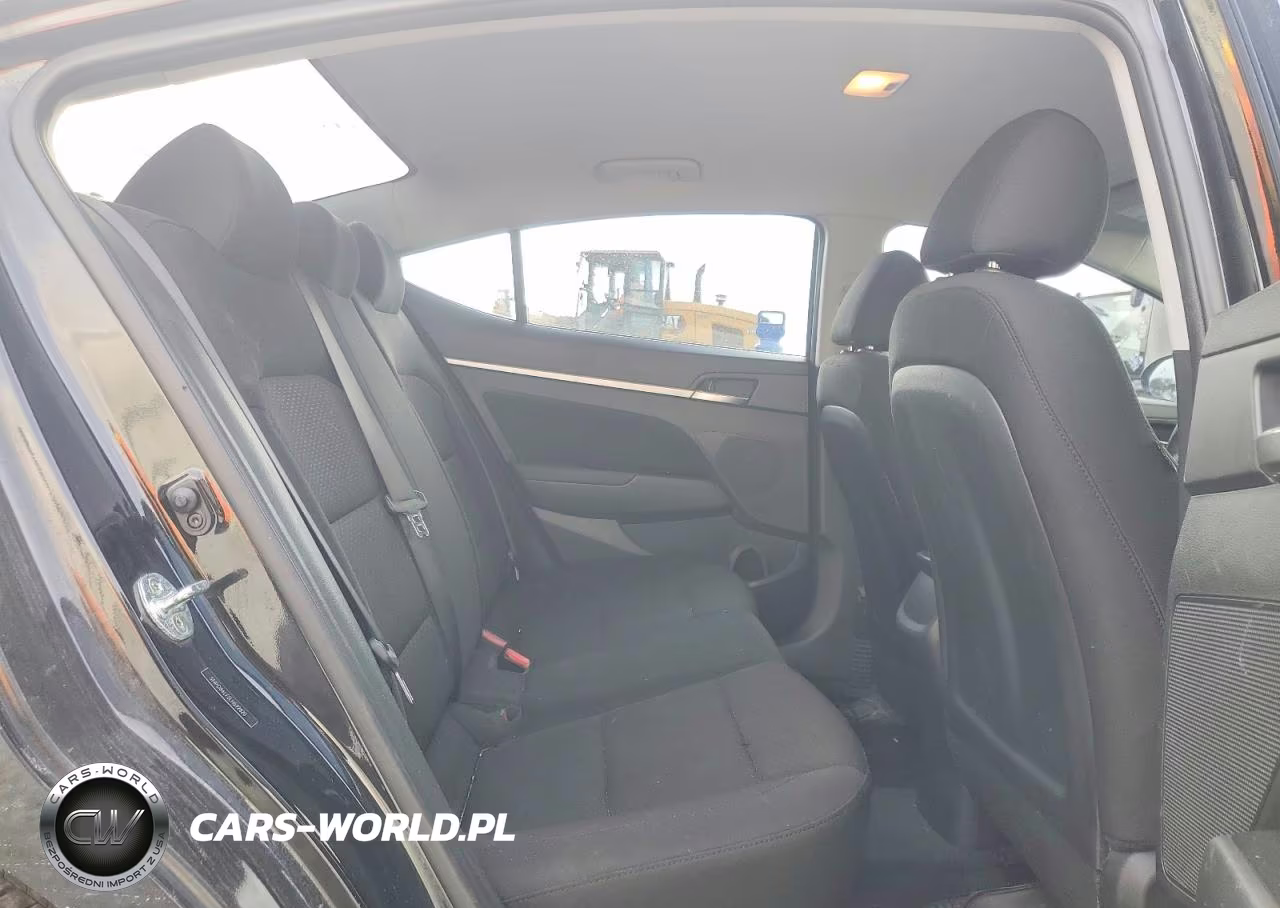2020 Hyundai Elantra Sel VIN:5NPD84LF2LH592820 - 10