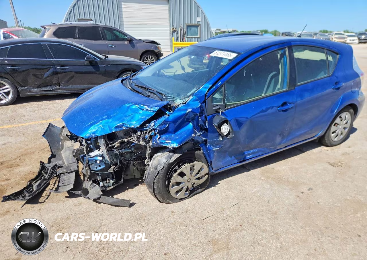 2014 Toyota Prius Hybrid 5D 2Wd