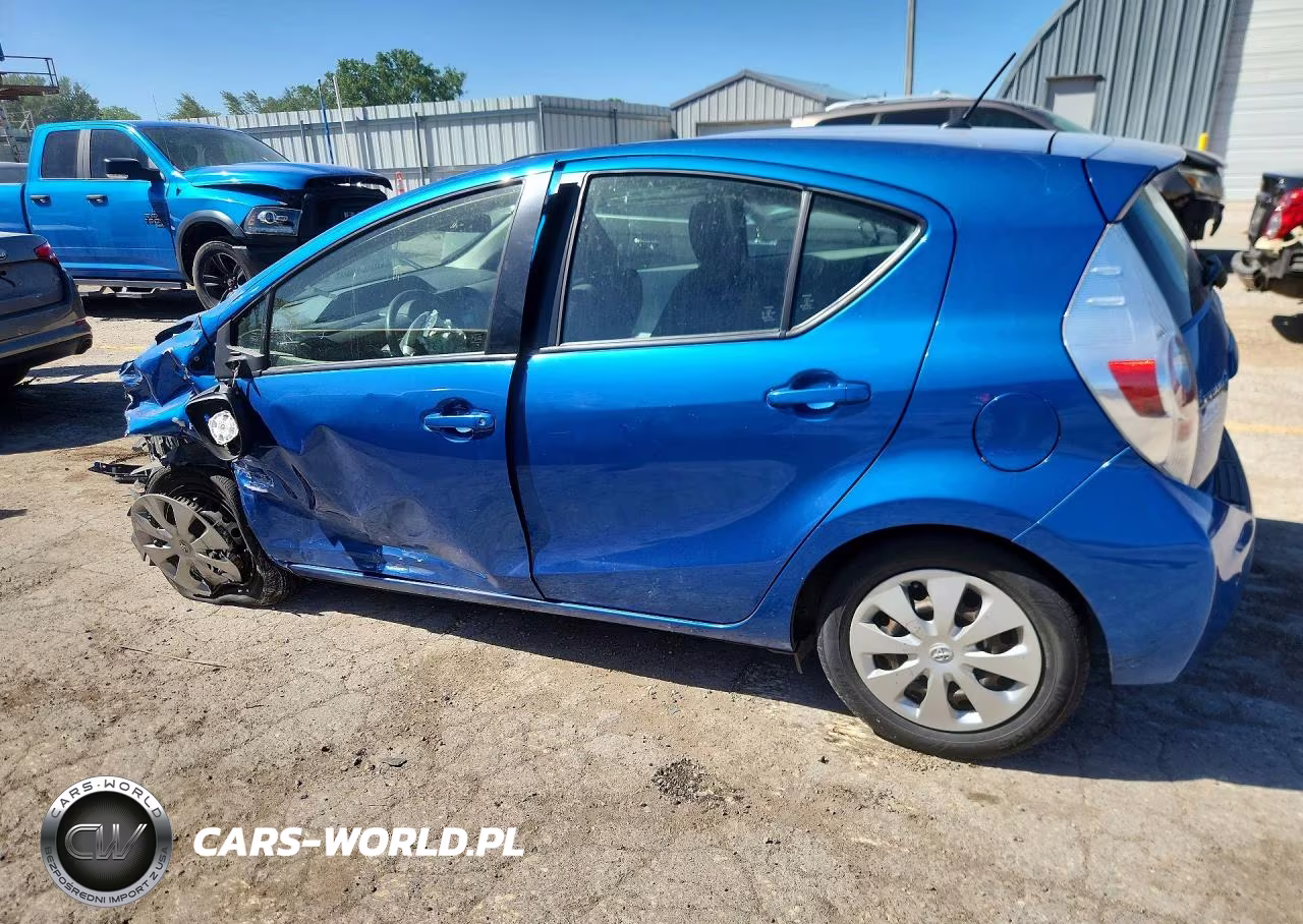 2014 Toyota Prius Hybrid 5D 2Wd VIN:JTDKDTB3XE1562401 - 2