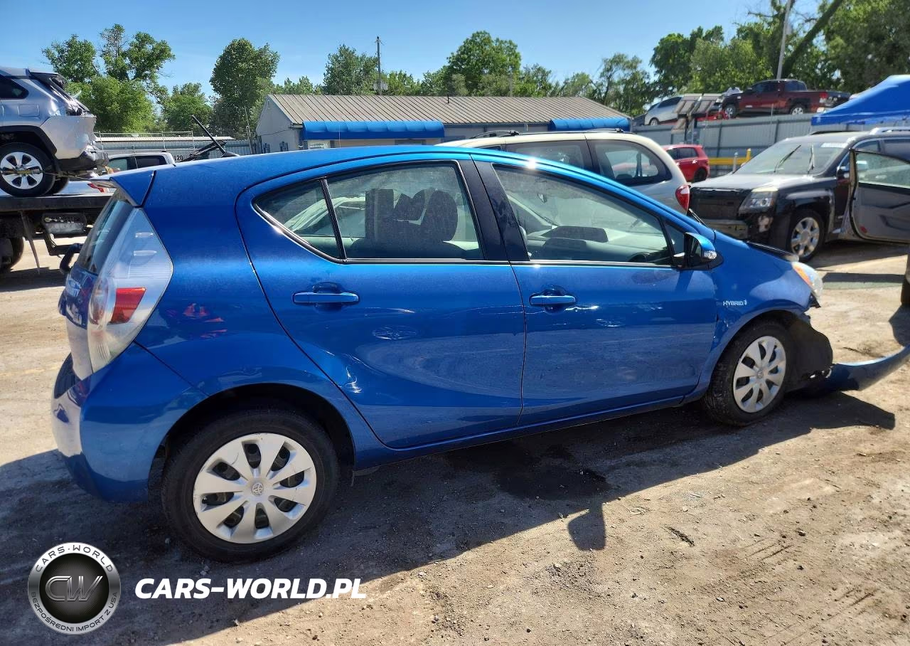 2014 Toyota Prius Hybrid 5D 2Wd VIN:JTDKDTB3XE1562401 - 3