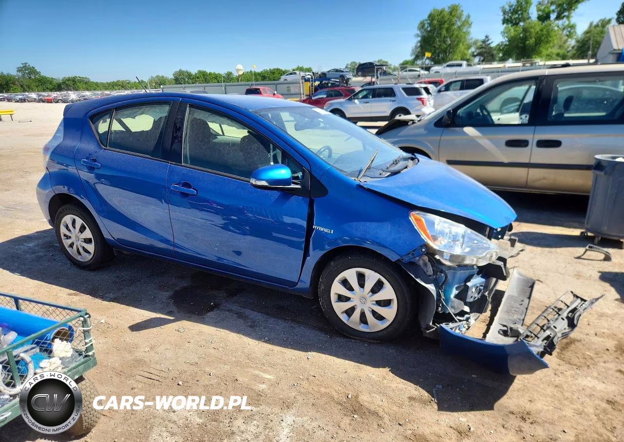 2014 Toyota Prius Hybrid 5D 2Wd VIN:JTDKDTB3XE1562401 - 4