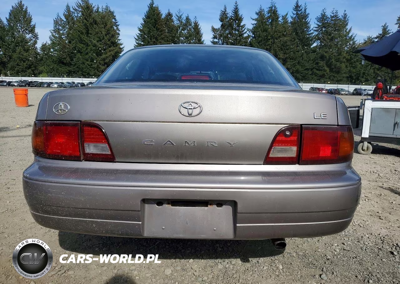 1996 Toyota Camry Le VIN:JT2BG12K8T0346030 - 6