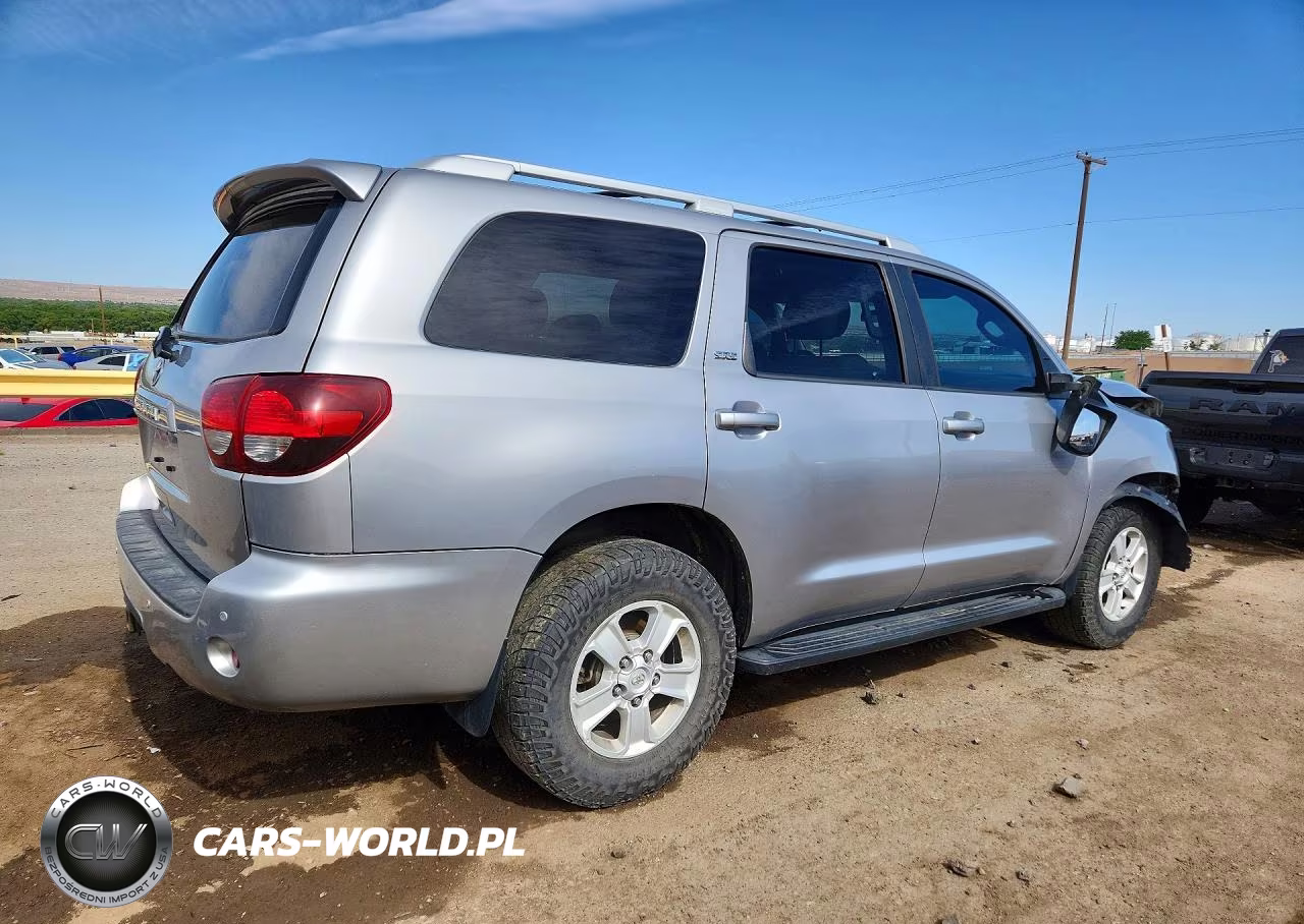 2018 Toyota Sequoia Sr5 VIN:5TDBY5G11JS158407 - 3