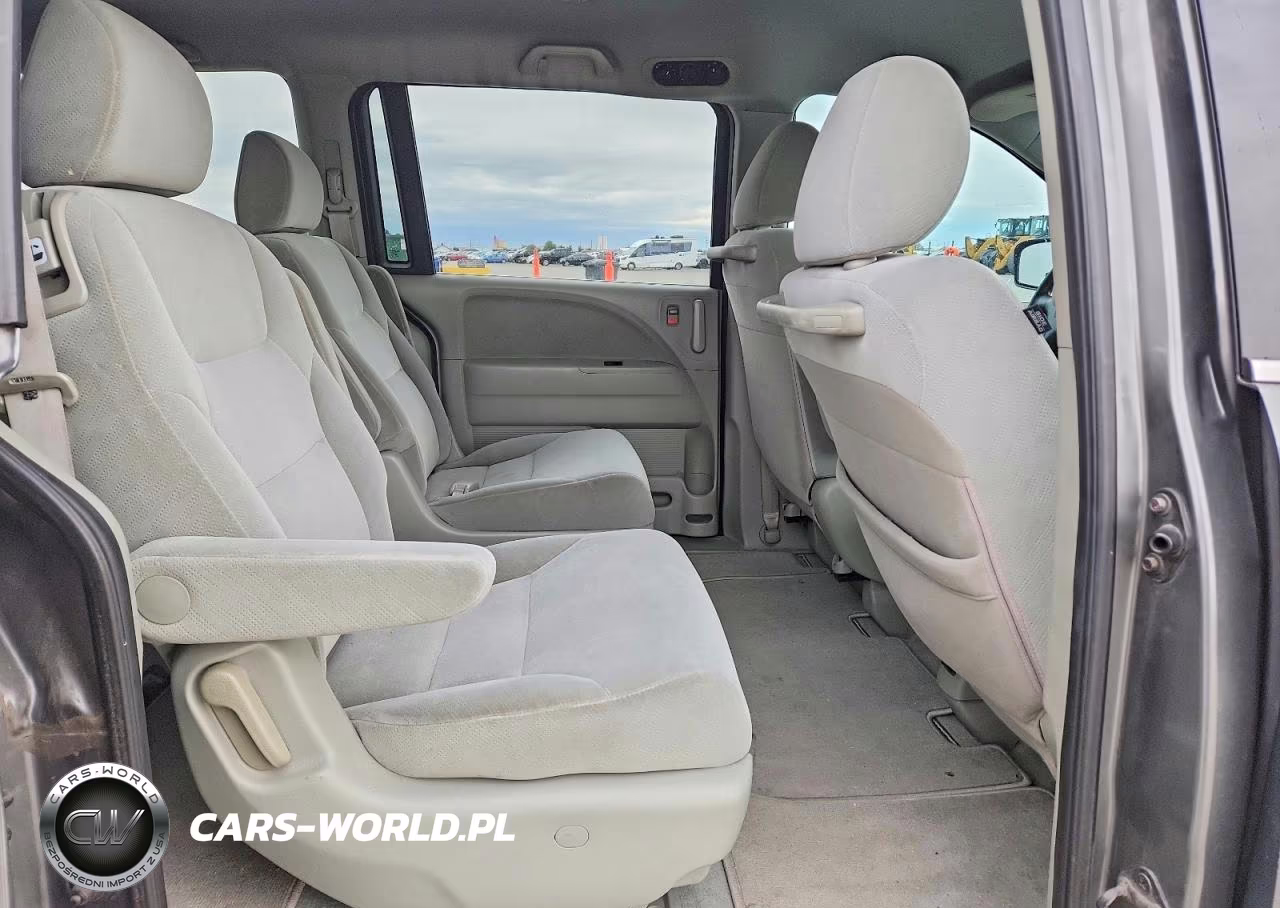 2008 Honda Odyssey Lx VIN:5FNRL38228B008071 - 11