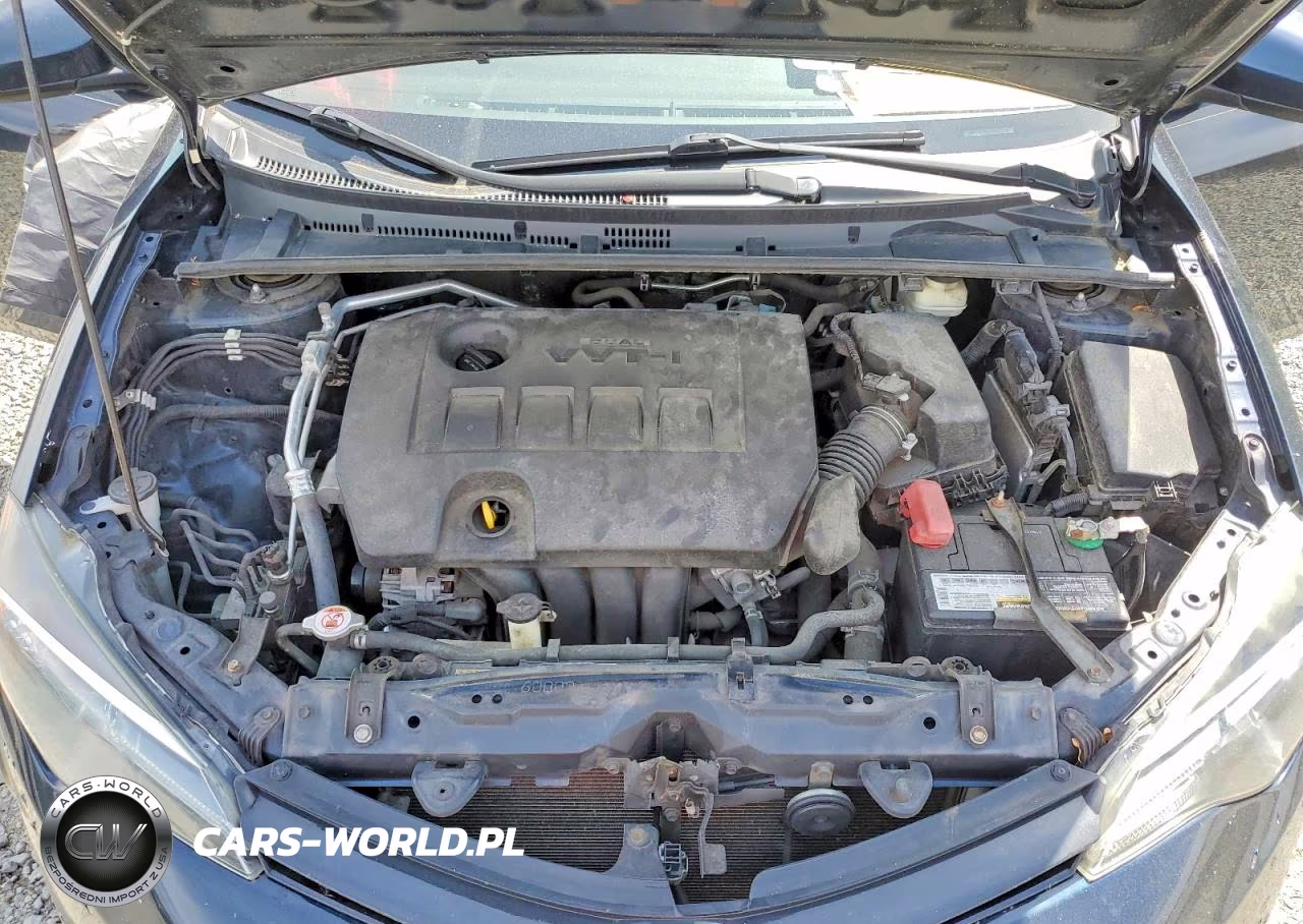 2018 Toyota Corolla Le VIN:2T1BURHE7JC031819 - 11