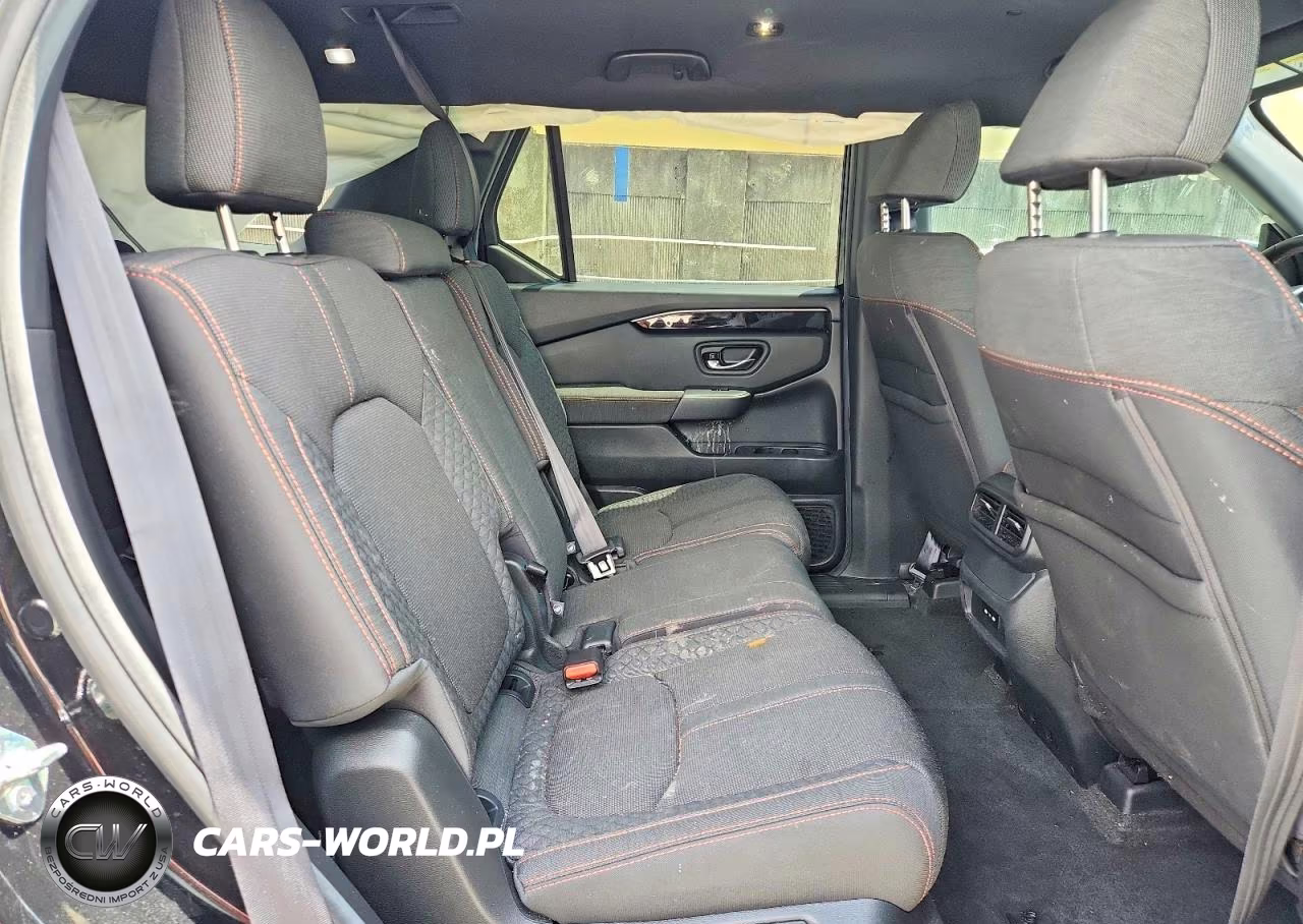 2025 Honda Pilot Sport VIN:5FNYG2H34SB031216 - 11