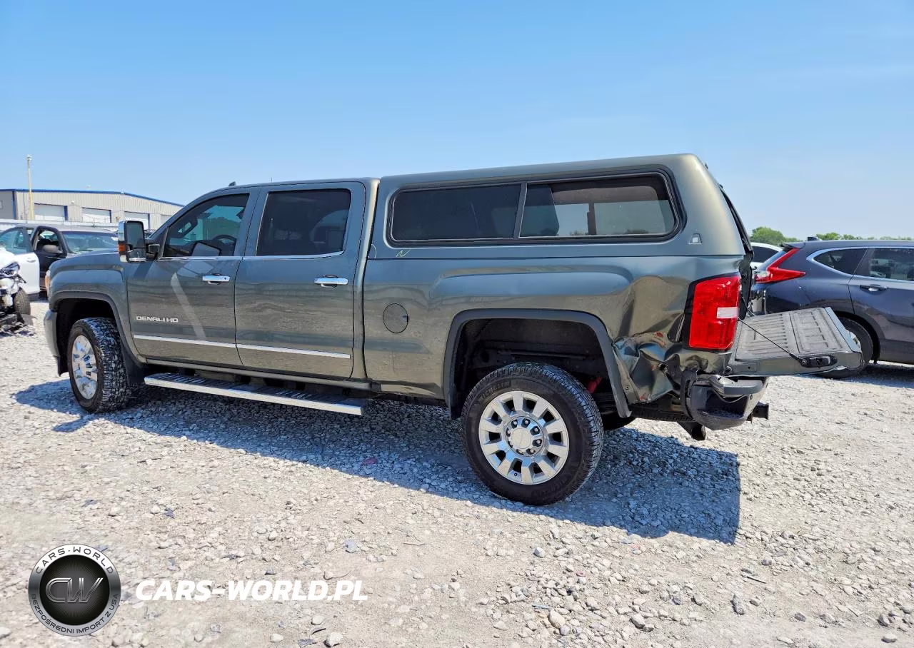 2018 GMC Sierra K2500 Denali VIN:1GT12UEY6JF109212 - 2