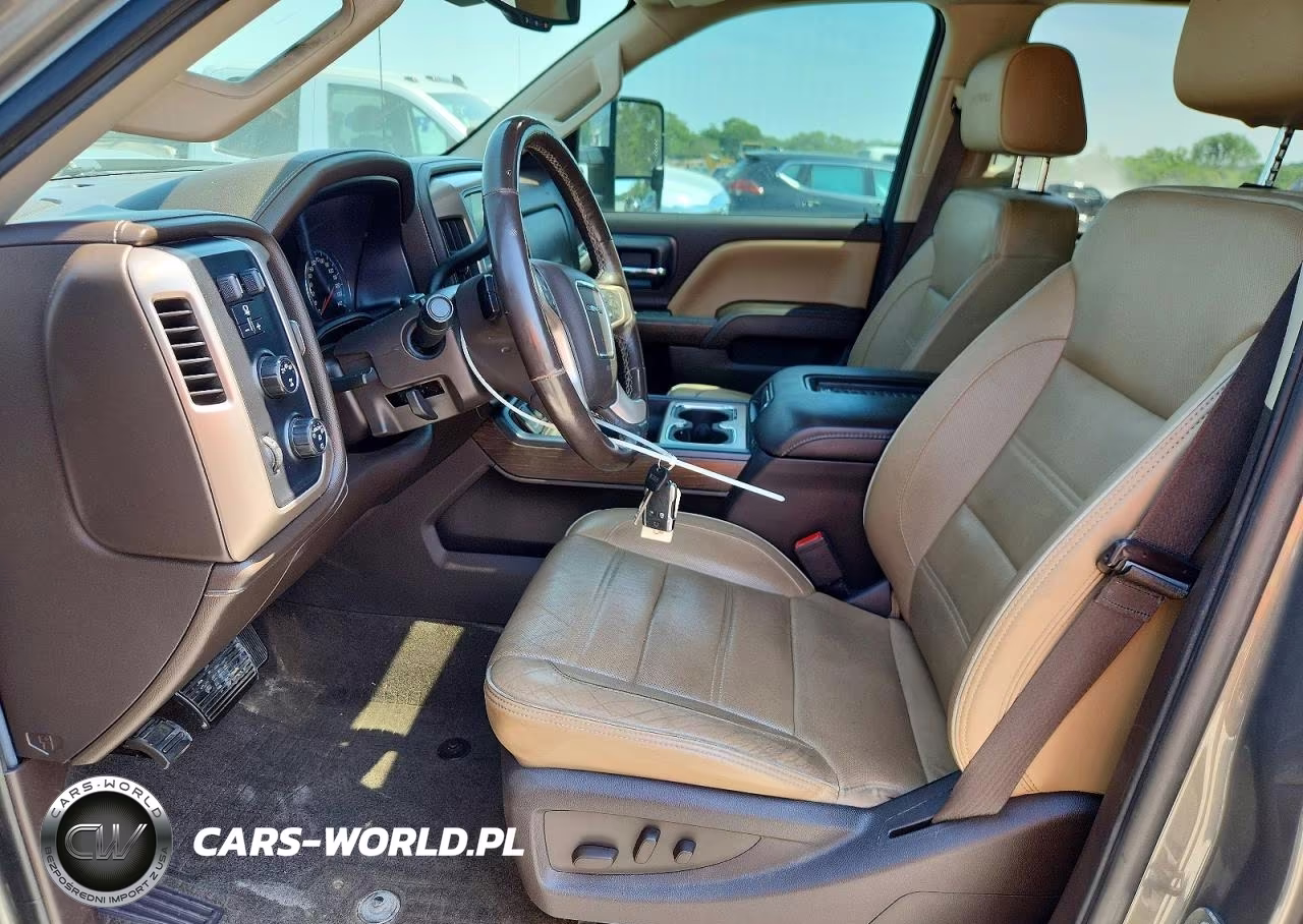 2018 GMC Sierra K2500 Denali VIN:1GT12UEY6JF109212 - 7