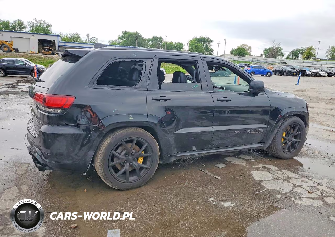 2018 Jeep Grand Cherokee Trackhawk VIN:1C4RJFN91JC315114 - 3