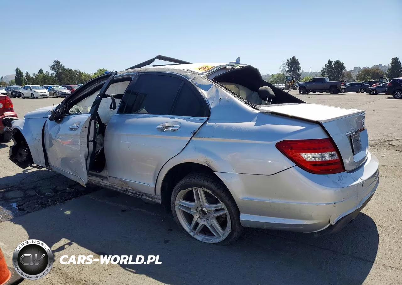 2012 Mercedes-Benz C 250 VIN:WDDGF4HB0CR212235 - 2