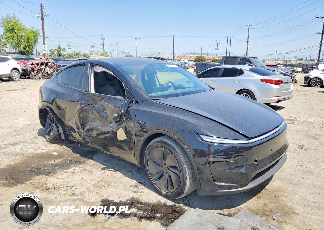 2026 Tesla Model Y VIN:7SAYGDED5TF548831 - 4