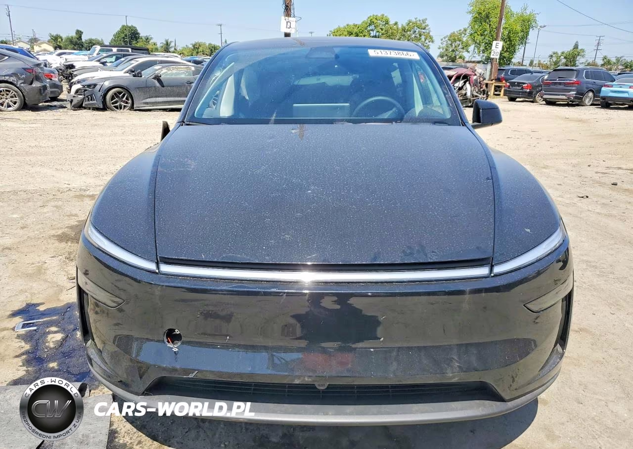 2026 Tesla Model Y VIN:7SAYGDED5TF548831 - 5
