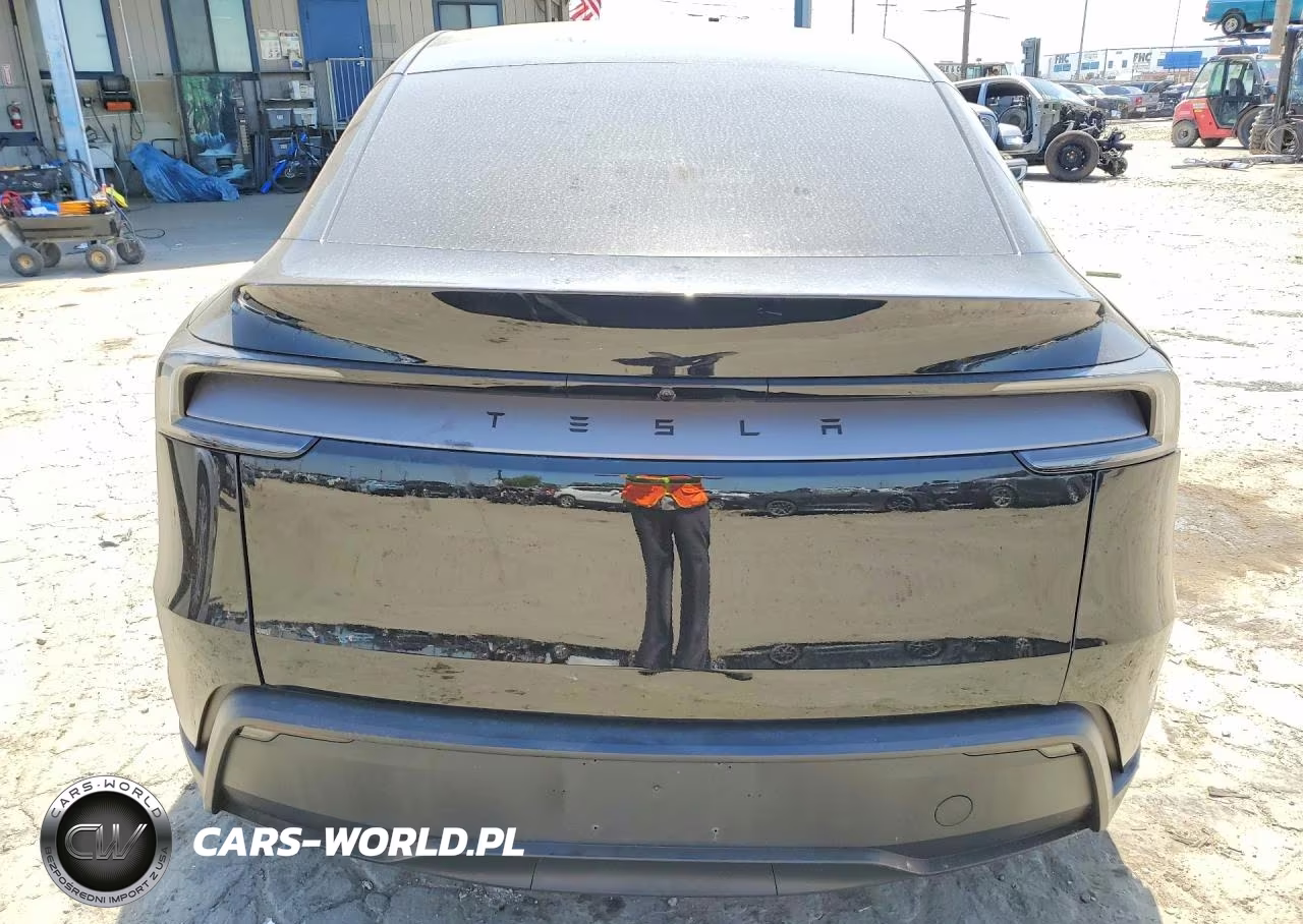 2026 Tesla Model Y VIN:7SAYGDED5TF548831 - 6