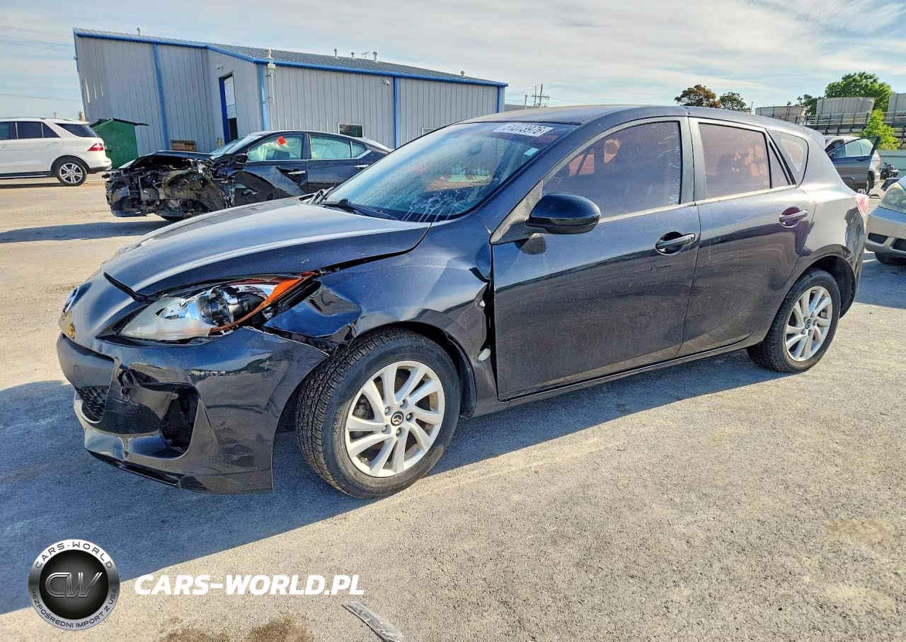 2013 Mazda 3 I