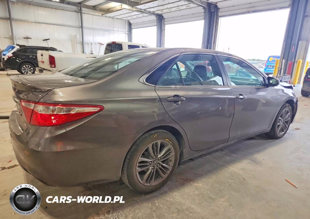 2017 Toyota Camry Se VIN:4T1BF1FK2HU284771 - 3