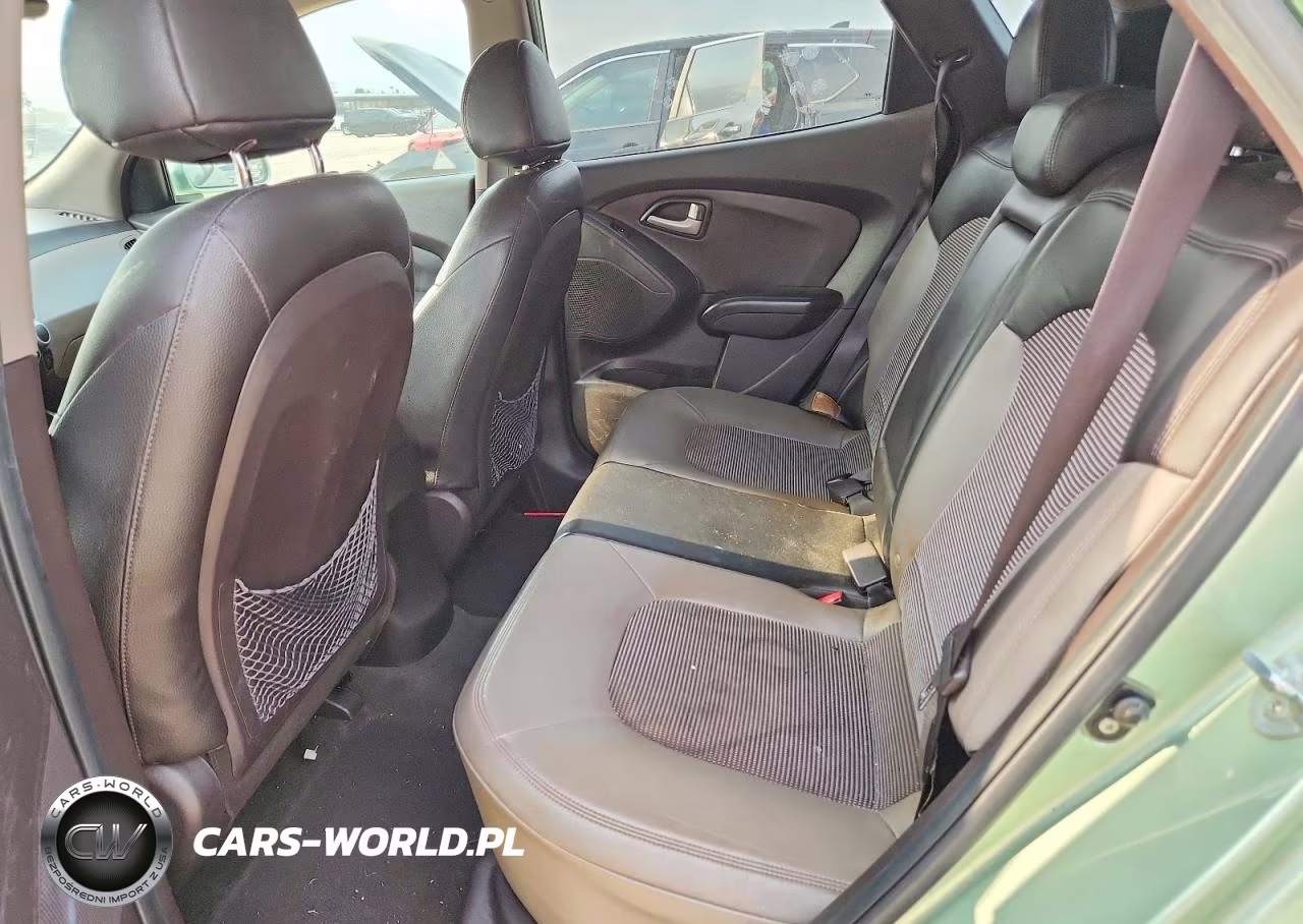 2012 Hyundai Tucson VIN:KM8JU3AC8CU424411 - 10