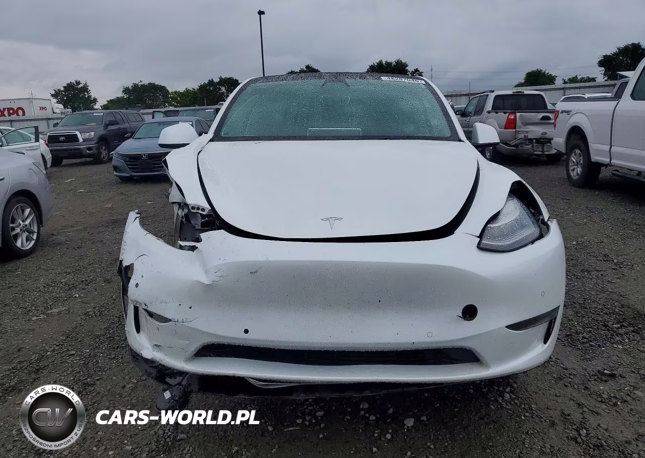 2021 Tesla Model Y VIN:5YJYGAEE4MF258540 - 5